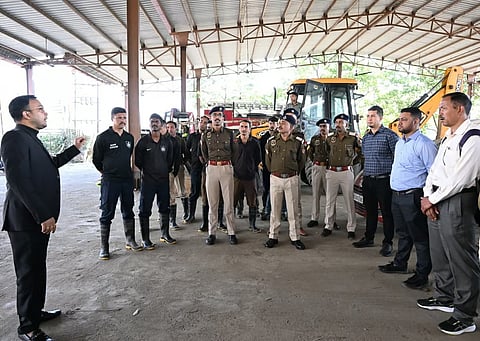डी डी एम ए दीमा हसाओ ने दो दिवसीय आई आर एस प्रशिक्षण और मॉक ड्रिल अभ्यास का आयोजन किया ।