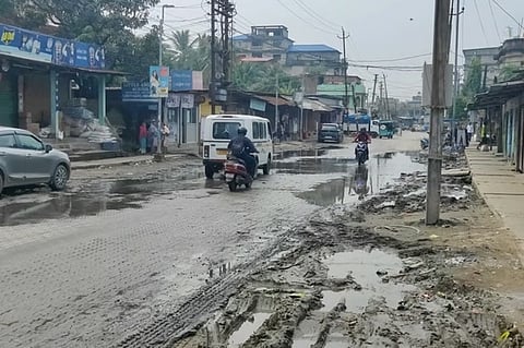 असम: गुवाहाटी के वार्ड 42 में नागरिक उपेक्षा से निवासी निराश