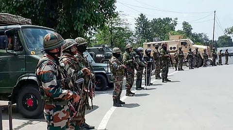 मणिपुर: चुराचांदपुर जिले में एक महिला समेत चार लोगों की गोली मारकर हत्या