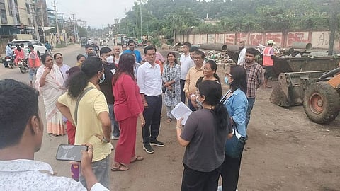 महापौर सरनिया ने दक्षिणगाँव में स्वच्छता अभियान का निरीक्षण किया, जनता से सहयोग का आग्रह किया