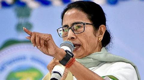 ममता बनर्जी ने भाजपा पर भाषा के मुद्दों पर असम में विभाजनकारी राजनीति को बढ़ावा देने का आरोप लगाया