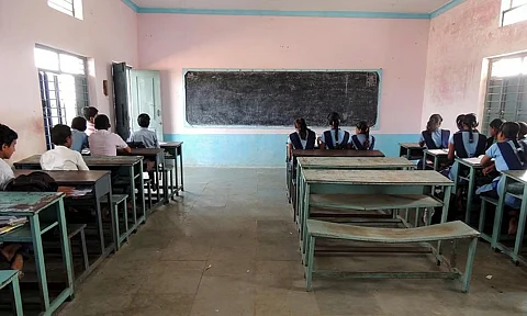 असम: स्कूल छोड़ने वालों की दर; राज्य में अभी भी स्थिति दयनीय
