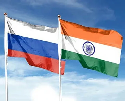 भारत और रूस ने रक्षा साझेदारी को बढ़ाने के तरीकों पर चर्चा की