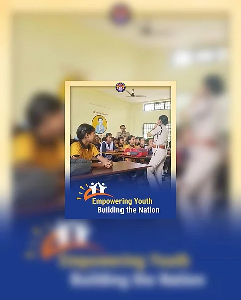 असम महिला पुलिस ने अमचांग टी एस्टेट स्कूल में बाल संरक्षण जागरूकता अभियान चलाया