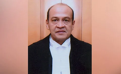 नई दिल्ली: लोकसभा ने न्यायमूर्ति यशवंत वर्मा के खिलाफ महाभियोग प्रक्रिया शुरू की
