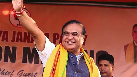 “65 फुटबॉल मैदानों के बराबर जंगल पुनः प्राप्त”: असम के मुख्यमंत्री ने रेंगमा रिजर्व में बेदखली अभियान की सराहना की