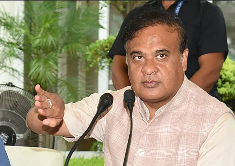 असम के लोगों का ‘कार्यों की बागडोर’ पर न आ पाना मुख्यमंत्री को चिंतित करता है