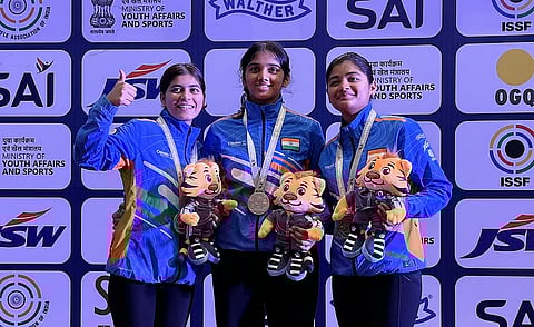 भारत ने जूनियर विश्व कप में महिलाओं की 50 मीटर राइफल प्रोन स्पर्धा में जीत हासिल की, पुरुषों की स्पर्धा में रजत और कांस्य पदक जीते
