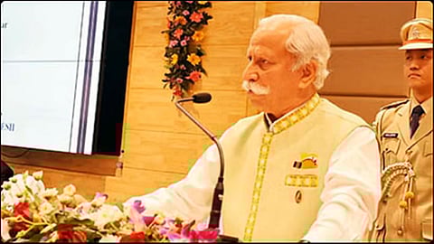 गुरु ग्रंथ साहिब निस्वार्थ सेवा और मानवता के लिए सार्वभौमिक मार्गदर्शक है; पारनाइक, अरुणाचल