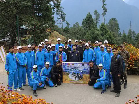 भारतीय सेना ने अरुणाचल एडवेंचर ट्रेक में युद्ध नायकों को श्रद्धांजलि दी