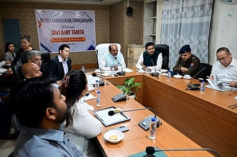 केंद्रीय मंत्री ने मणिपुर में विभिन्न योजनाओं और परियोजनाओं के तहत काम की प्रगति की समीक्षा की