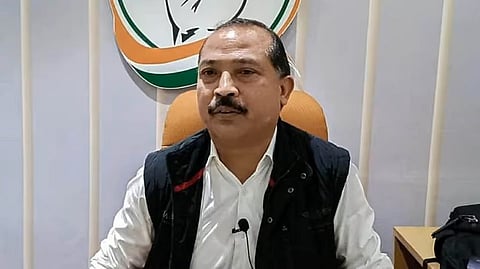 मेघालय: विन्सेंट एच. पाला ने सरकारी अधिकारियों पर अवैध कोयला व्यापार को आसान बनाने का आरोप लगाया