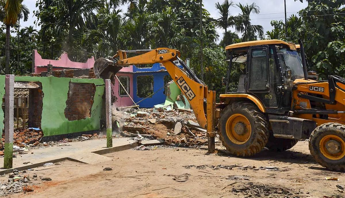 असम: अतिक्रमणकारियों पर सख्त रुख से मुस्लिम-आधारित तीसरे मोर्चे का उदय