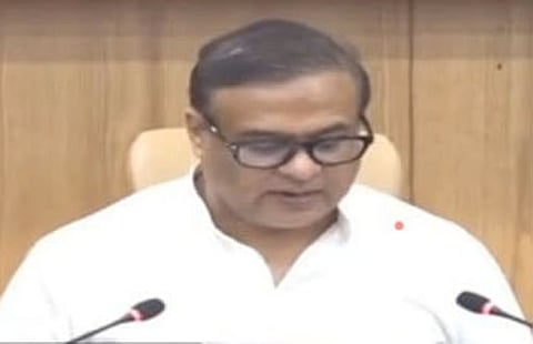 असम: राज्य मंत्रिमंडल ने तिवारी और मेहता आयोग की रिपोर्ट पेश करने का किया फैसला