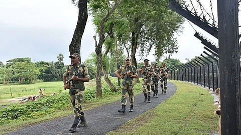 भारत-बांग्लादेश सीमा; 2026 तक पूरी तरह से बाड़ तैयार करना ही बीएसएफ का लक्ष्य