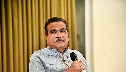 नितिन गडकरी के अनुसार, बरापानी-पंचग्राम राष्ट्रीय राजमार्ग निर्माण-पूर्व चरण में है।