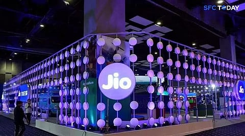 Reliance Jio IPO Nears: 13 Investors to Sell 8% Stakes, $4B Issue Ahead