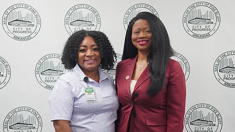 Tomekia Moore, Executive Director, Arkansas Community Action Agencies Association;
Tiffany Curengton, Store Director, Super 1 Foods