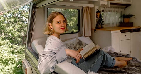 Life on the Road: Pros and Cons of RVing Full Time