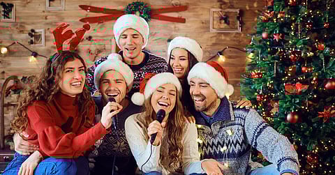 Ways To Celebrate the Holidays With Your Best Friends