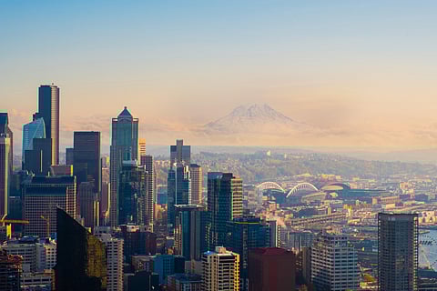 Seattle downtown skyline and Mt. Rainier, Washington, USA.