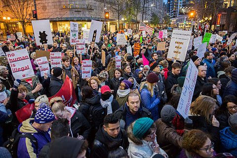 Thousands Show Solidarity with Immigrants at Westlake Rally