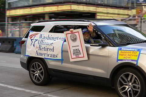 A Modest Car Caravan to Downtown Federal Building Raises Awareness to #SavethePostOffice