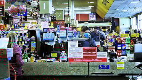 Seattle 'Hazard Pay' Bonus for Grocery Workers Likely to Begin Next Week