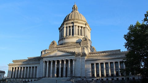 Image is attributed to cmh2315fl (under a Creative Commons, CC BY-NC 2.0 license).