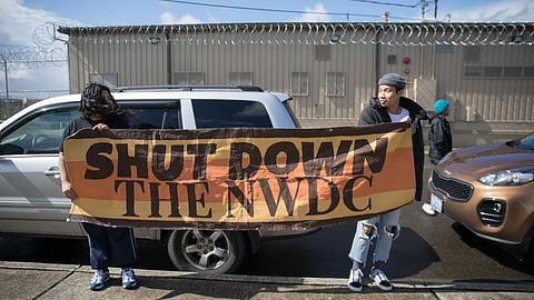 Protesters at the Northwest ICE Processing Center (NWIPC) in Tacoma. (Photo: Alex Garland)