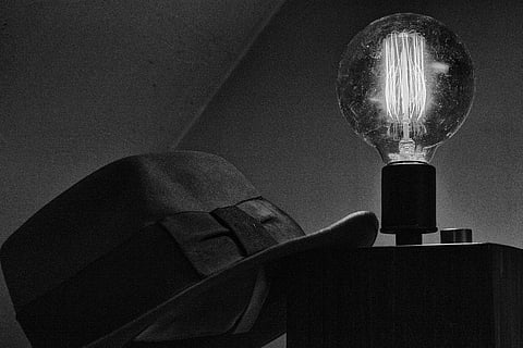 Image attributed to xroper7 (under a Creative Commons, CC BY-NC 2.0 license).