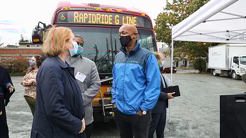 King County Councilmember Girmay Zahilay speaks with Seattle Mayor Jenny Durkan during a Sept 2021 event. (Photo: Alex Garland)