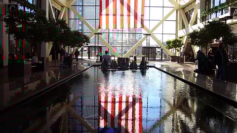 People wait to be chosen for jury service. Photo attributed to Linda Beaverson (under a Creative Commons, CC BY-NC-ND 2.0 license).