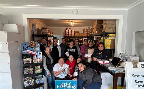 El Mercadito was created by a group of volunteers in 2020, after the pandemic hit and left many residents of South Park facing food insecurities. (Photo: Mnica Perez)