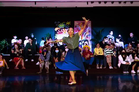 The crowd focuses on the FCS Kalahi Dance Company performance. (Photo: Ronnie Estoque)
