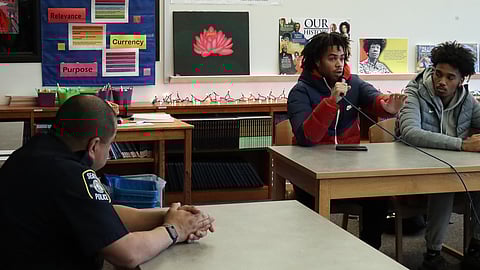 Rainier Beach students speak with Seattle Police Chief Adrian Diaz during a student-led town hall on Jan. 18, 2023. (Photo courtesy of Converge Media / @WWConverge.)