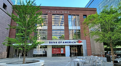 Connected to the Bank of America Corporate Center in Charlotte, North Carolina, Founders Hall is a large vaulted atrium that features red-brown marble floors and a water fountain. Ringed around it are two levels of retail and restaurants, which are part of the Overstreet Mall, and is connected by skybridges to neighboring, Bank of America Center, One South at The Plaza, and Truist Center. Photo is attributed to WikiMedia user Kiran891 (under a Creative Commons, CC BY-SA 4.0 license).