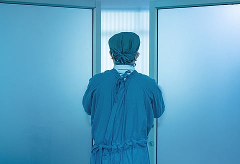 Weekend Reads | US Surgeons Prescribe Opioids More Frequently Than Anywhere Else