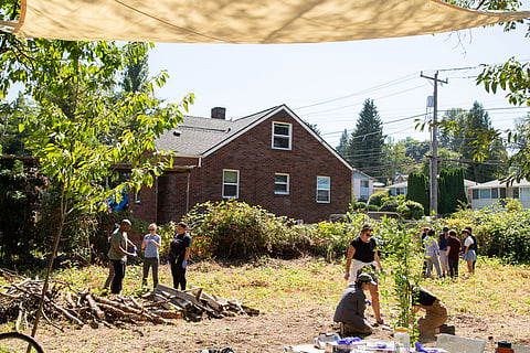 A soil-sampling workshop from last summer. (Photo by Mel Carter, courtesy of yəhaw̓.)