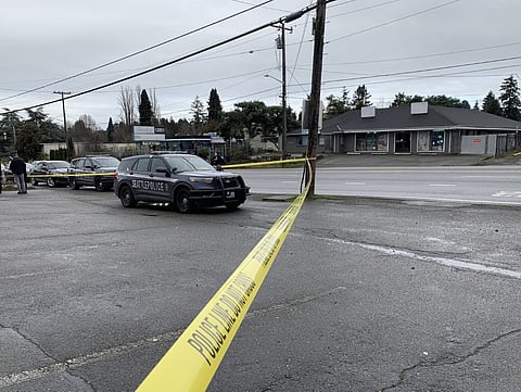 Seattle Police investigate a fatal assault in the 12000 block of Aurora Avenue North in 2023. (Photo via Seattle Police Blotter)