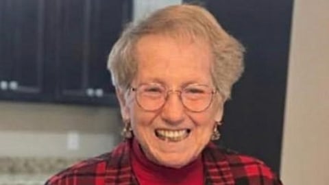 Marshfield resident Sarah Feinberg passed away January 28, 2026.