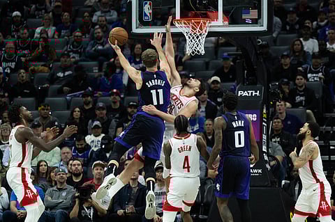 Houston Rockets and Sacramento Kings in action