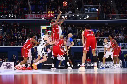 Devin Booker in action