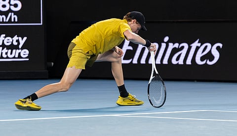 Jannik Sinner suffers cramps during match against Eliot Spizzirri