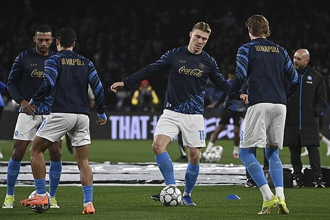 Napoli players warming up