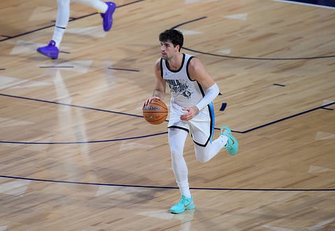 Deni Avdija in action