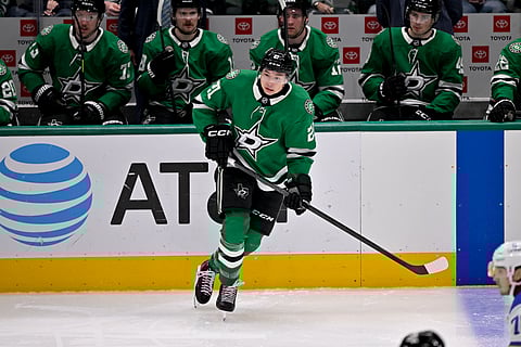 Dallas Stars left wing Jason Robertson