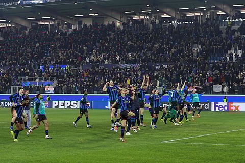 Atalanta BC players greet the fans after win over Borussia Dortmund