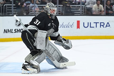 Anton Forsberg in action against Calgary Flames