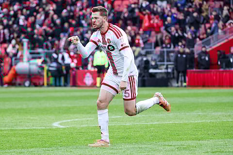 Walker Zimmerman celebrates his goal against Columbus Crew